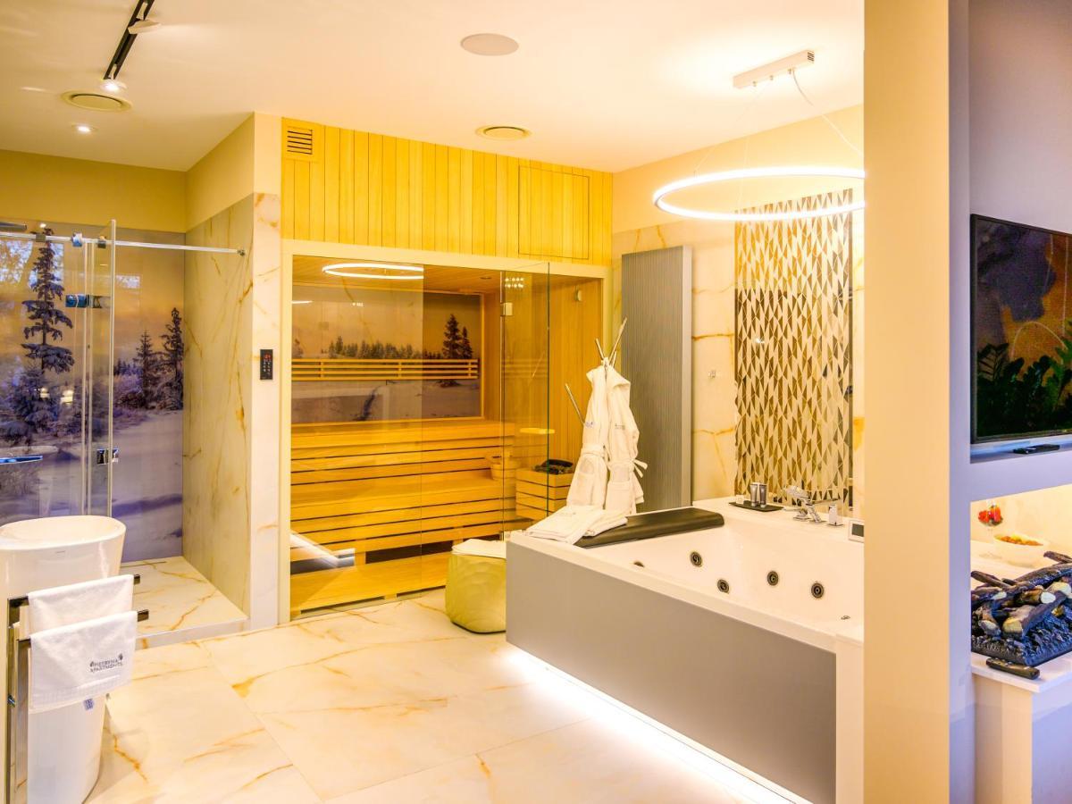 Pietryna Apartments Luxury - Sauna , Jacuzzi , Bezposrednio Przy Ul Piotrkowskiej Łódź Kültér fotó